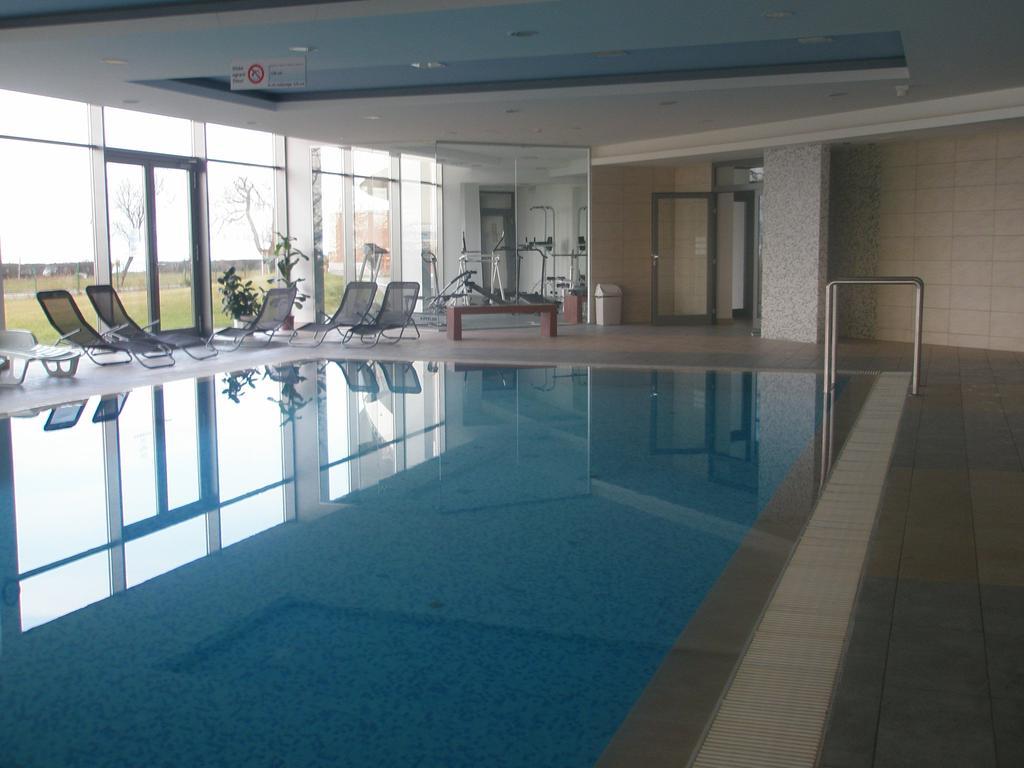 Club218 Relax Family Apartman Siófok Exteriör bild